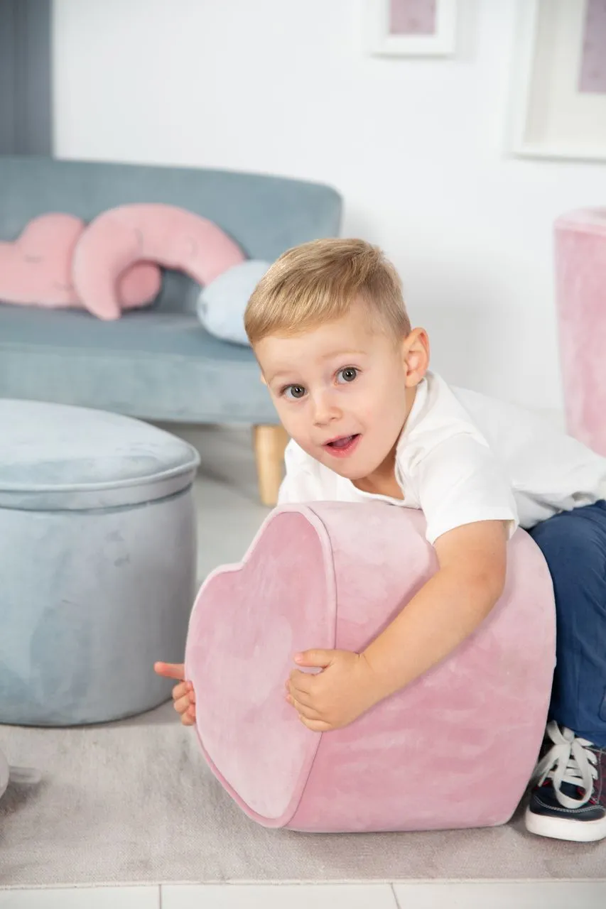 Kinderhocker in Herzform „Lil Sofa“, bequemer Hocker mit Samtstoff in Mauve bezogen, Pouf