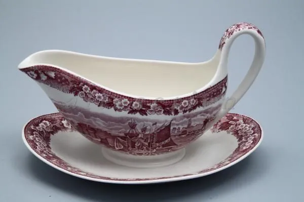 Sauciere mit Teller einteilig - Wedgwood Ferrara violett