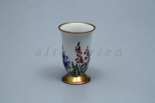 Vase auf Fuss klein Motiv II - Krautheim Berolina Wiesengrund und Bergeshöhn