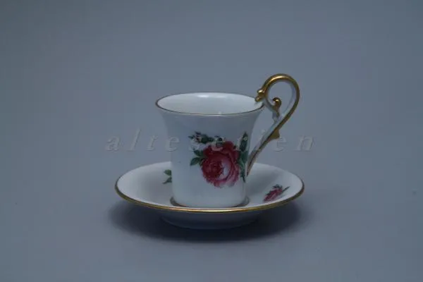 Mokkatasse mit Untere - Kaiser Rote Rose - 1531