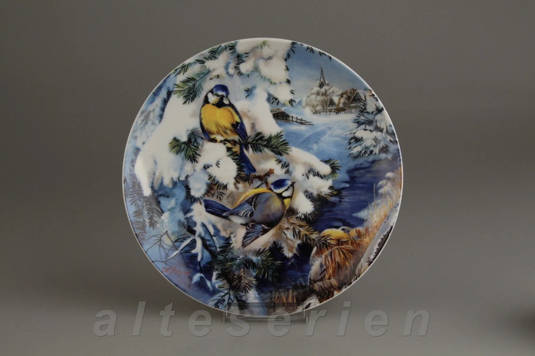 Blaumeisen zwischen Tannenzweigen - Bradex-Hutschenreuther Vögel im Winter/U.Band