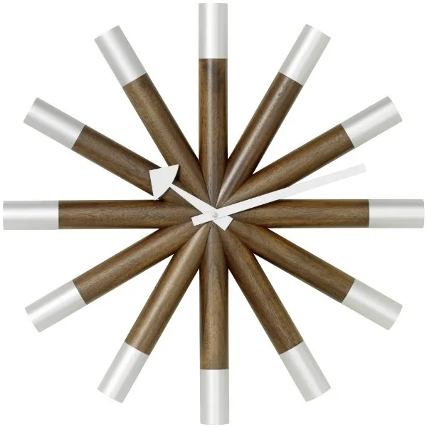 Vitra Wanduhr Wheel Clock Nussbaum Aluminium