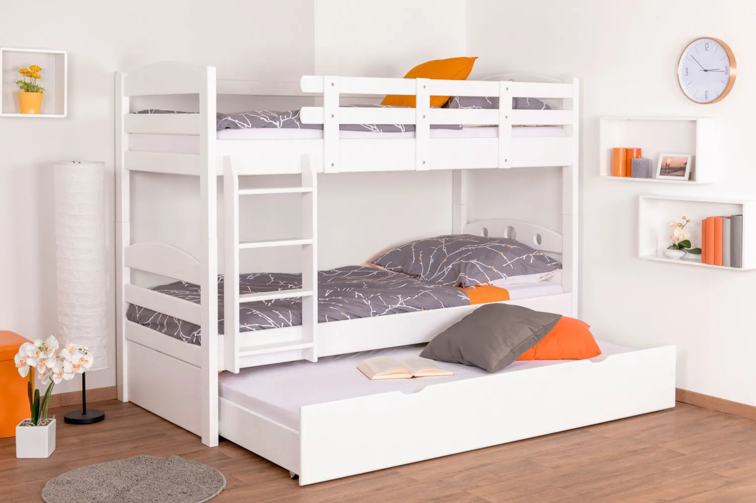 Stockbett für Erwachsene "Easy Premium Line" K18/h inkl. Liegeplatz und 2 Abdeckblenden, Kopfteil mit Löchern, Buche Vollholz massiv Weiß - Liegefläche: 90 x 200 cm, teilbar