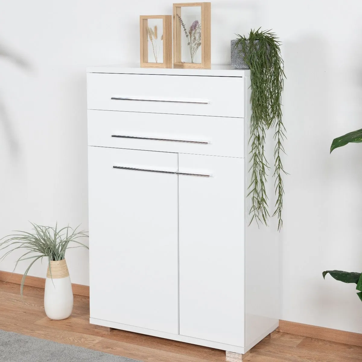 Schuhschrank Garim 50, Farbe: Weiß Hochglanz - Abmessungen: 117 x 76 x 35 cm (H x B x T)