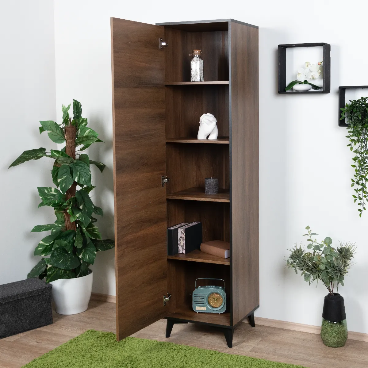 Schrank Altels 18, Farbe: Walnuss - Abmessungen: 185 x 48 x 40 cm (H x B x T)